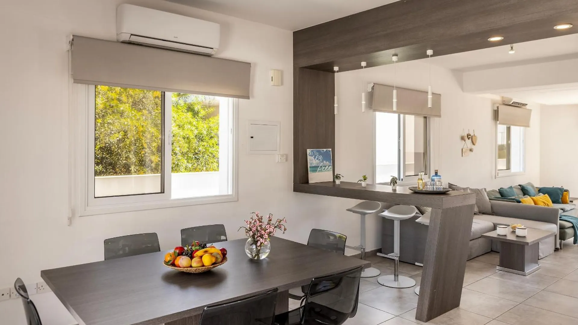 Napa Bay View Villa 5 أيا نابا 0*,