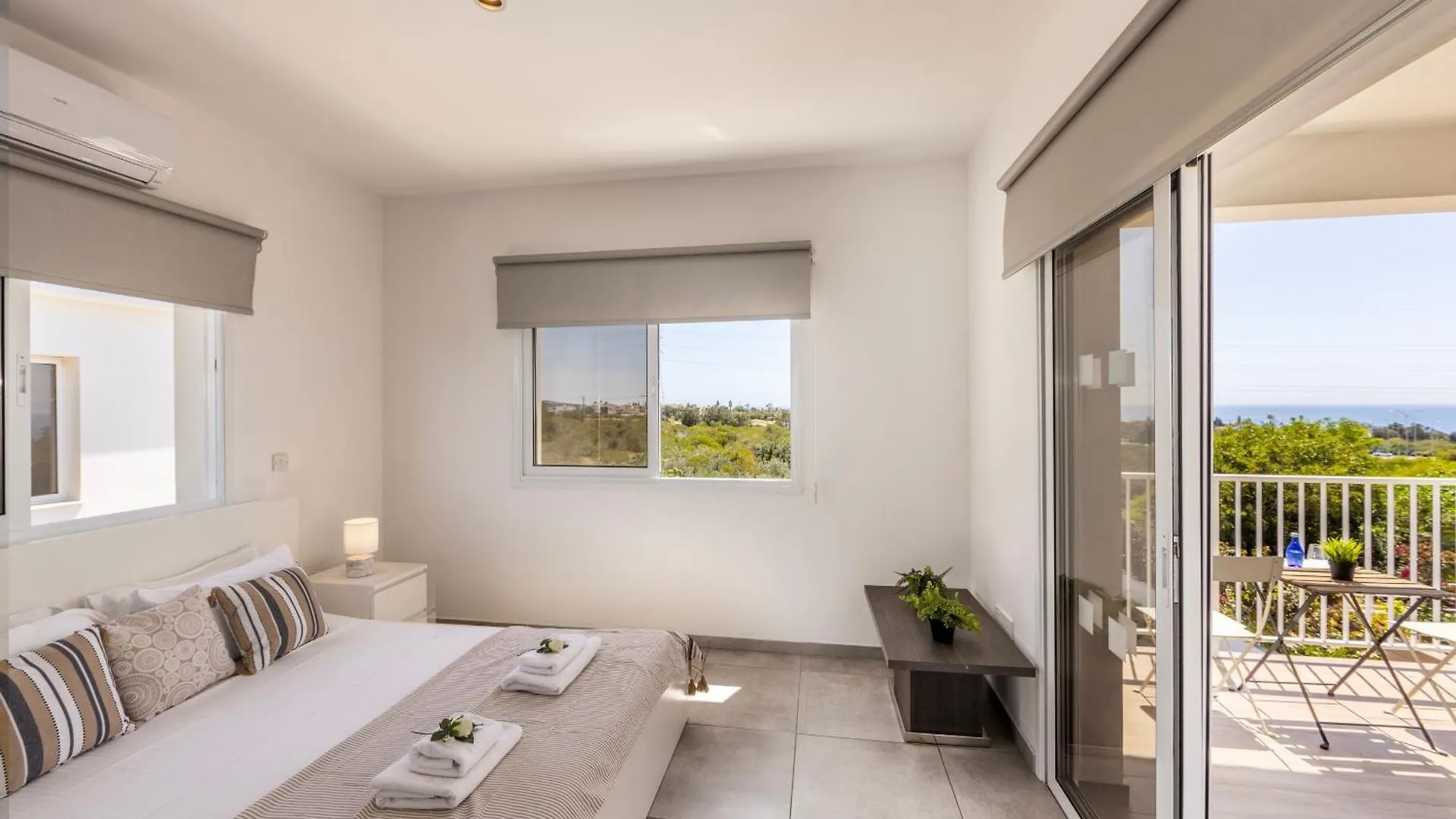 Napa Bay View Villa 5 أيا نابا 0*,